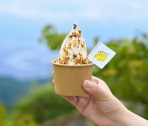 六甲味噌キャラメルソフトクリーム